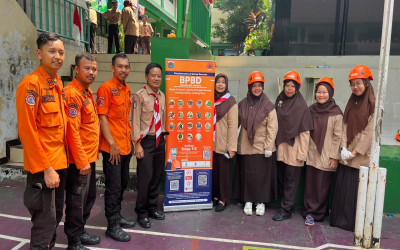 Tingkatkan Kewaspadaan Bencana, MTsN 13 Jakarta Gandeng BPBD DKI Gelar Edukasi dan Simulasi Evakuasi Gempa Bumi
