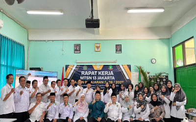 Mantapkan Langkah Menuju Madrasah Unggul, MTsN 13 Jakarta Sukses Gelar Rapat Kerja Tahun 2026