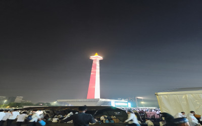 Zikir, Doa, dan Ikhtiar untuk Indonesia: MTsN 13 Jakarta Hadiri Zikir Kebangsaan di Kawasan Monas